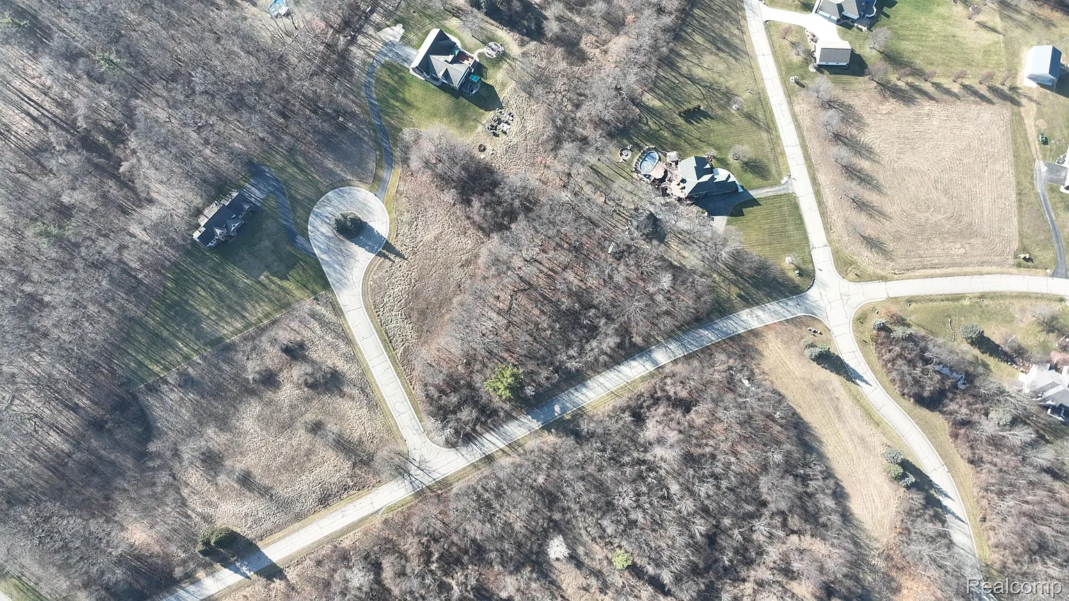 4111 Carriage Hill Dr photo 1