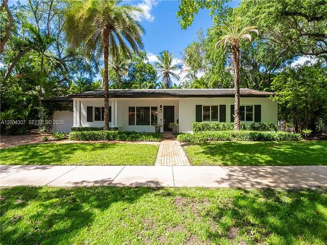 3 bed, 2.0 bath, $15,000 — Photo 1