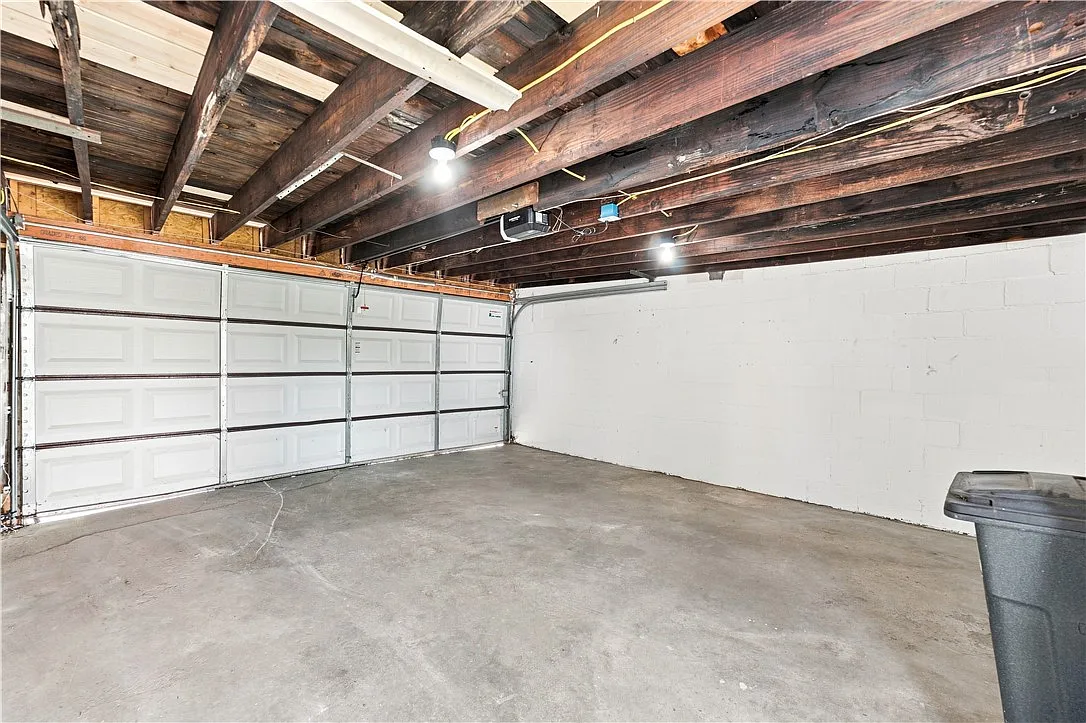 3 bed, 1.5 bath, 1524 sqft, $3,500 — Photo 4