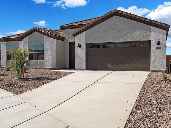 3rd image of 12147 W Old Farm Dr