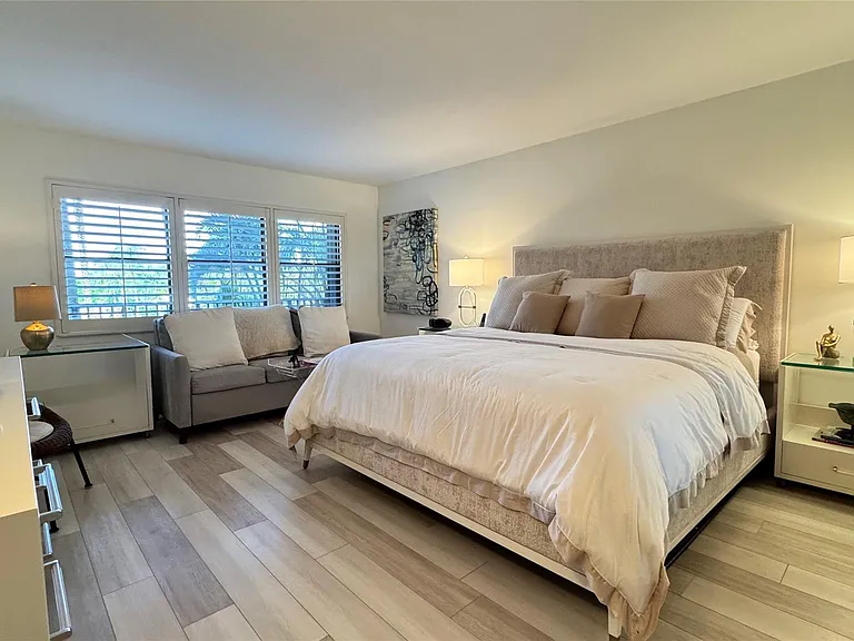 5100 N Ocean Blvd #313 — Photo 6