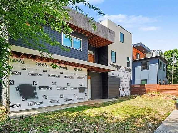 3rd image of 1077 Hobson St