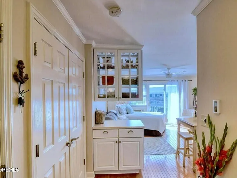 5 Ocean Ave #5B — Photo 2
