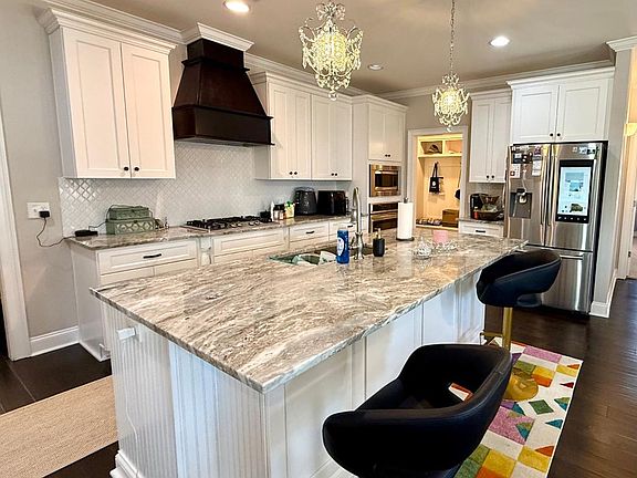 5th image of 114 Bozeman Way