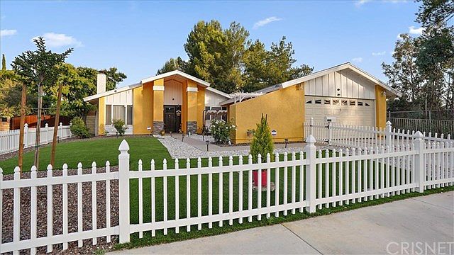 1st image of 23036 Las Mananitas Dr