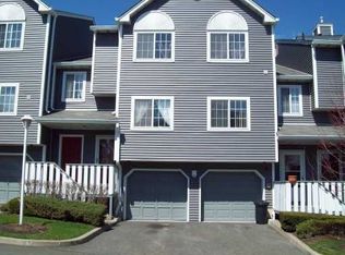 65 Eagle Ridge Way, Nanuet, NY 10954