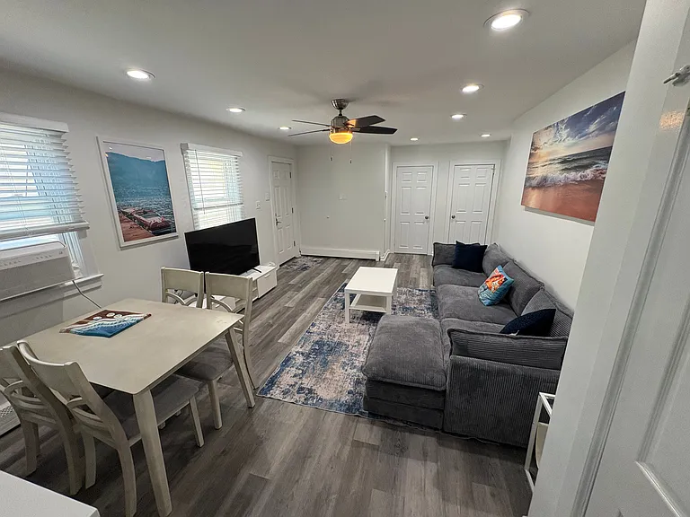 11 S Washington Ave #2 — Photo 8