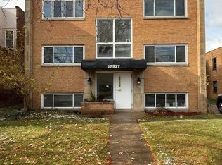 17927 Lake Shore Blvd #201, Cleveland, OH 44119