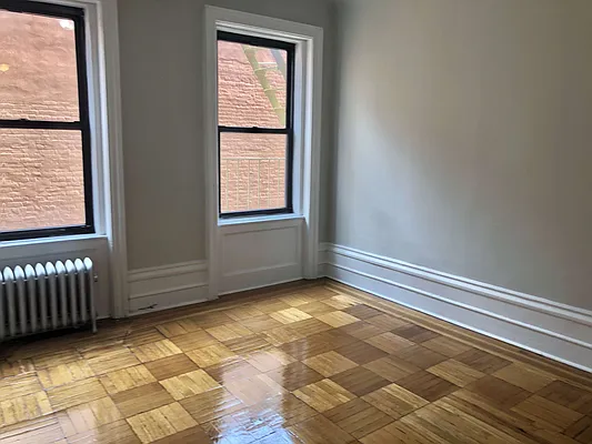 Rented by Bruma Realty LLC | media 14