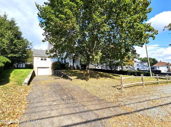 91 W Mount Airy Rd, Shavertown, PA 18708