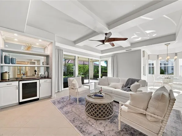 583 Avellino Isles CIR #102, NAPLES, FL 34119