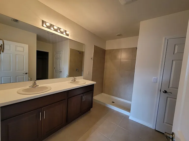 337 SW 30th Ave — Photo 10
