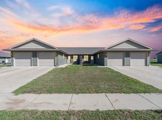 528 Prairie Ave, Baltic, SD 57003