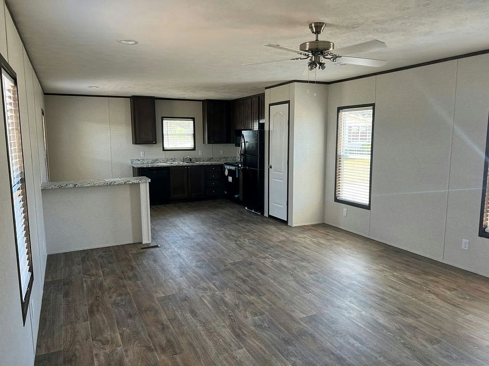 1st image of 5110 Redwood Blvd S