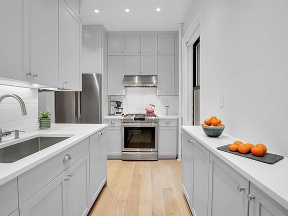 3rd image of 503 8th Ave APT 2