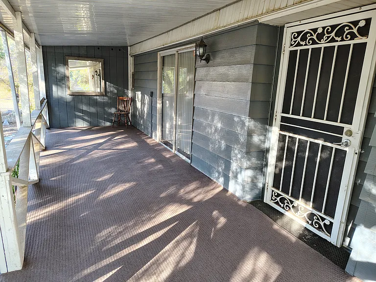 28430 Smith Rd — Photo 17