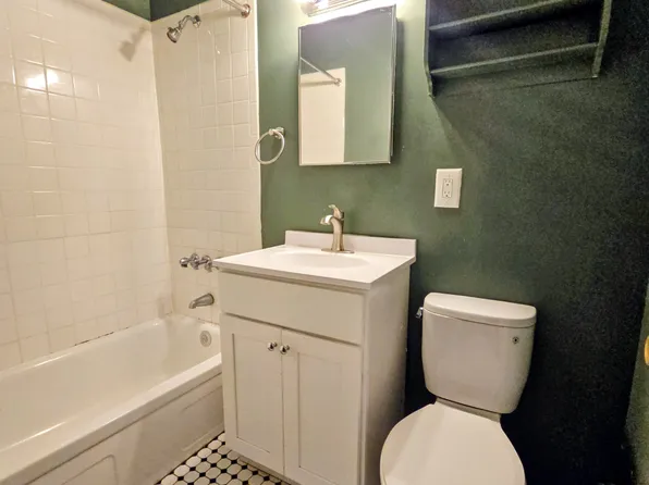 222 Union Street image 14 of 19