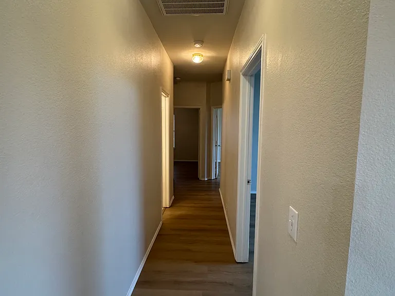 2801 Tallahassee Ct #SINGLE FLOOR — Photo 18