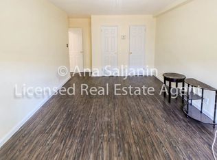 3047 68th St #1, Woodside, NY 11377
