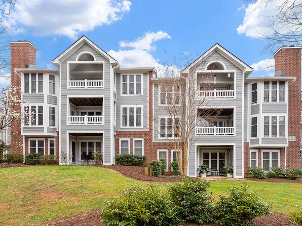 1011 Wirewood Dr APT 304, Raleigh, NC 27605