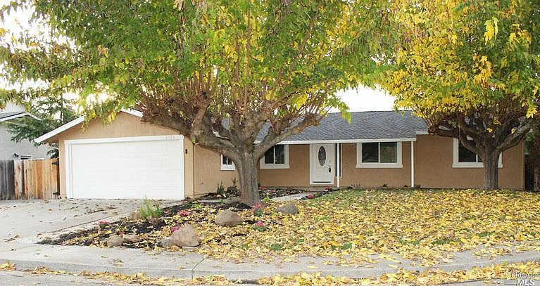 2129 Alturas Ct photo 1