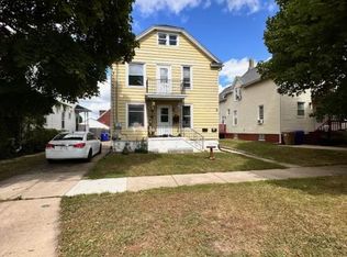 2006 53rd St, Kenosha, WI 53140