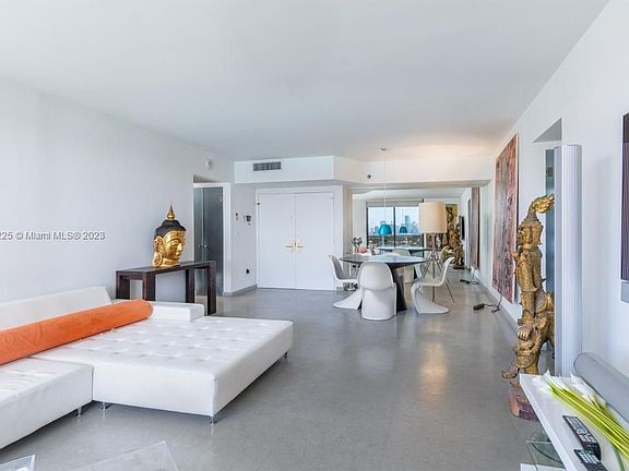 5th image of 9 Island Ave APT 1904