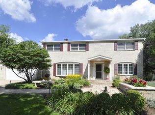 1S451 Fairview Ave, Lombard, IL