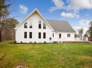 182 Weeks Ave, Manorville, NY 11949