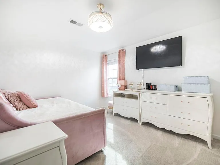 209 Adirondac Way — Photo 22