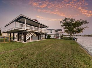 3 Scallop Dr, Rockport, TX 78382