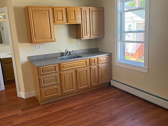 5th image of 80 Van Den Noort St APT 2