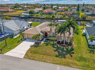 1422 SE 20th St, Cape Coral, FL 33990