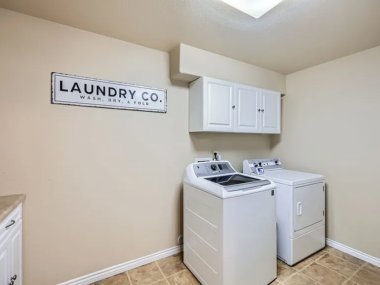 2654 Cinnabar Rd — Photo 4