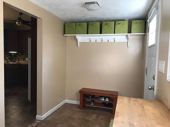 5th image of 649 Stone St