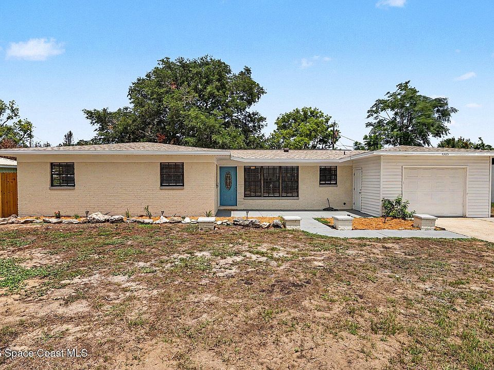 1st image of 4385 Carlysle Ave