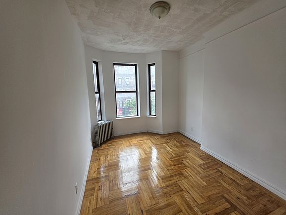 5th image of 17 W 125th St APT 3G