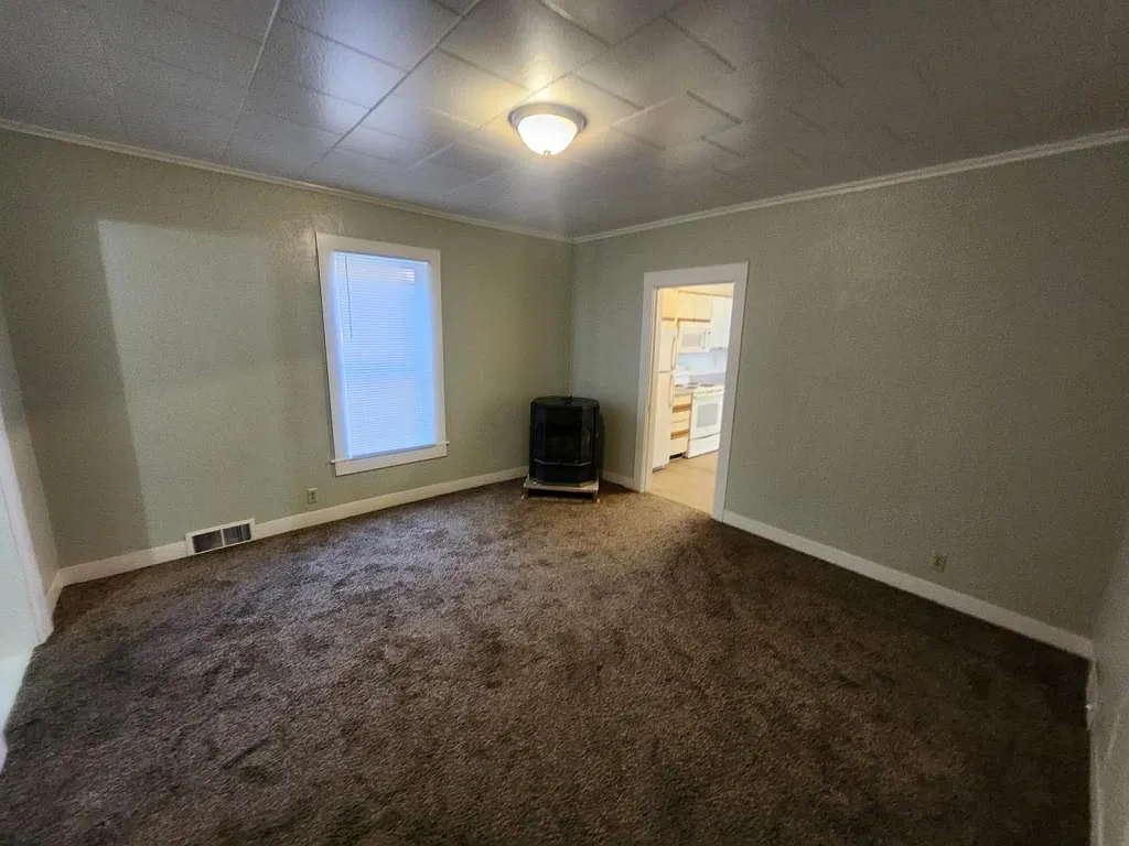 412 S Crosby St — Photo 3