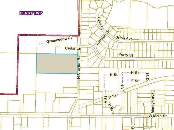 115 N Clayton Rd, New Lebanon, OH 45345