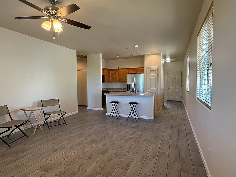 935 Salida Ln — Photo 3