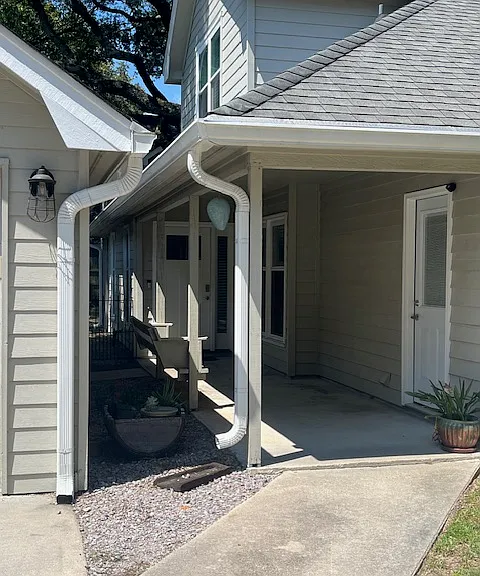 662 Poaug Ln — Photo 3