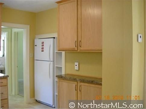 4th image of 149 Park St W