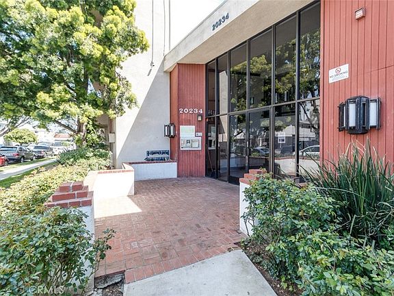 3rd image of 20234 Cantara St Unit 231