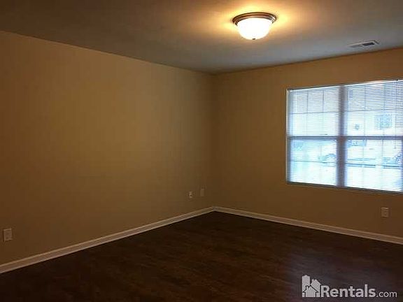 3rd image of 6223 Thompson Brook Ln