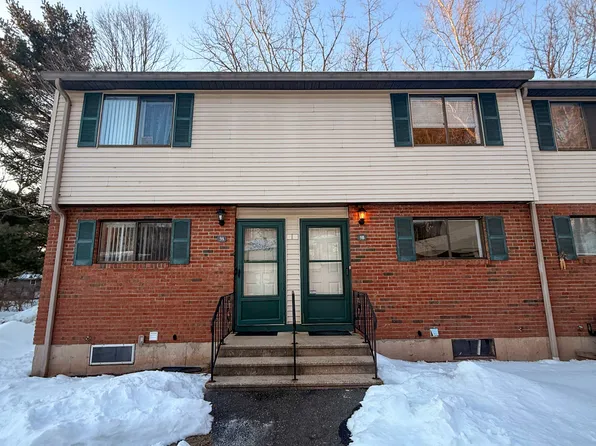 39 Horton Hill Rd APT 9B, Naugatuck, CT 06770