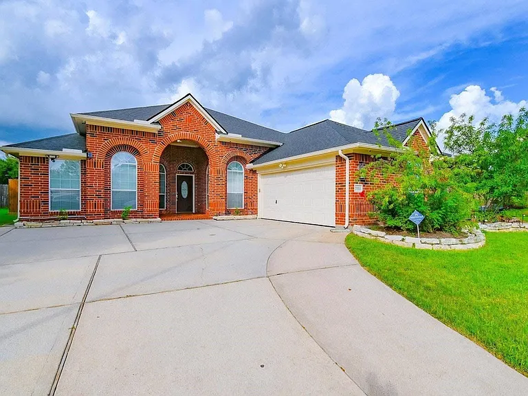 7011 Bedias Creek Ct — Photo 2