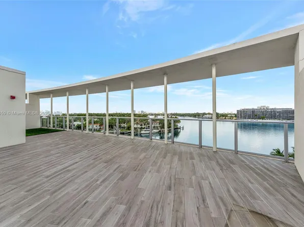6620 Indian Creek Dr #Penthouse 711, Miami Beach, FL 33141