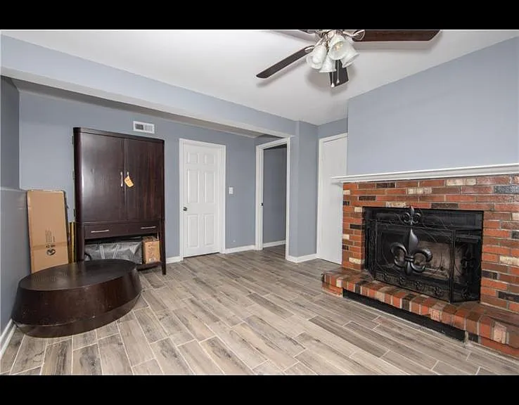 6307 Brambleton Rd — Photo 2
