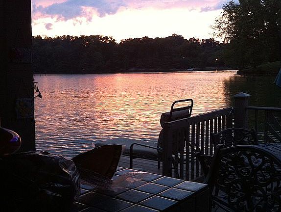 5th image of 371 Baywood Dr