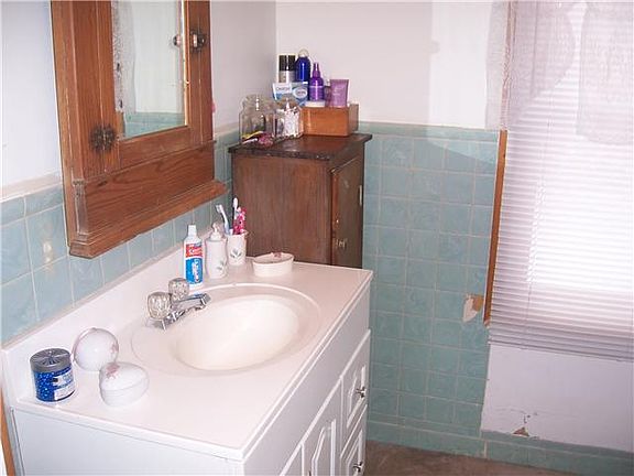5th image of 7399 Doran Ln